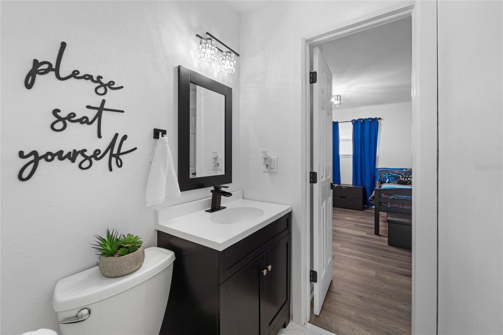 Image 29 of 30 For 4220 19 Street N