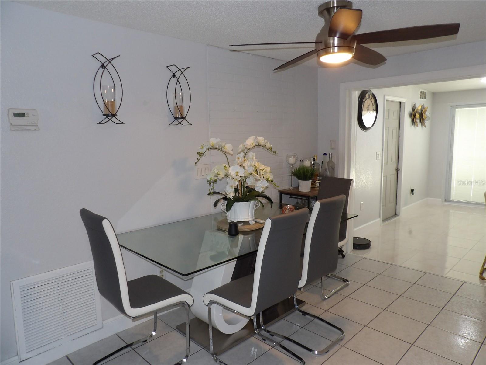 Image 11 of 51 For 8506 Seven Coves Ct