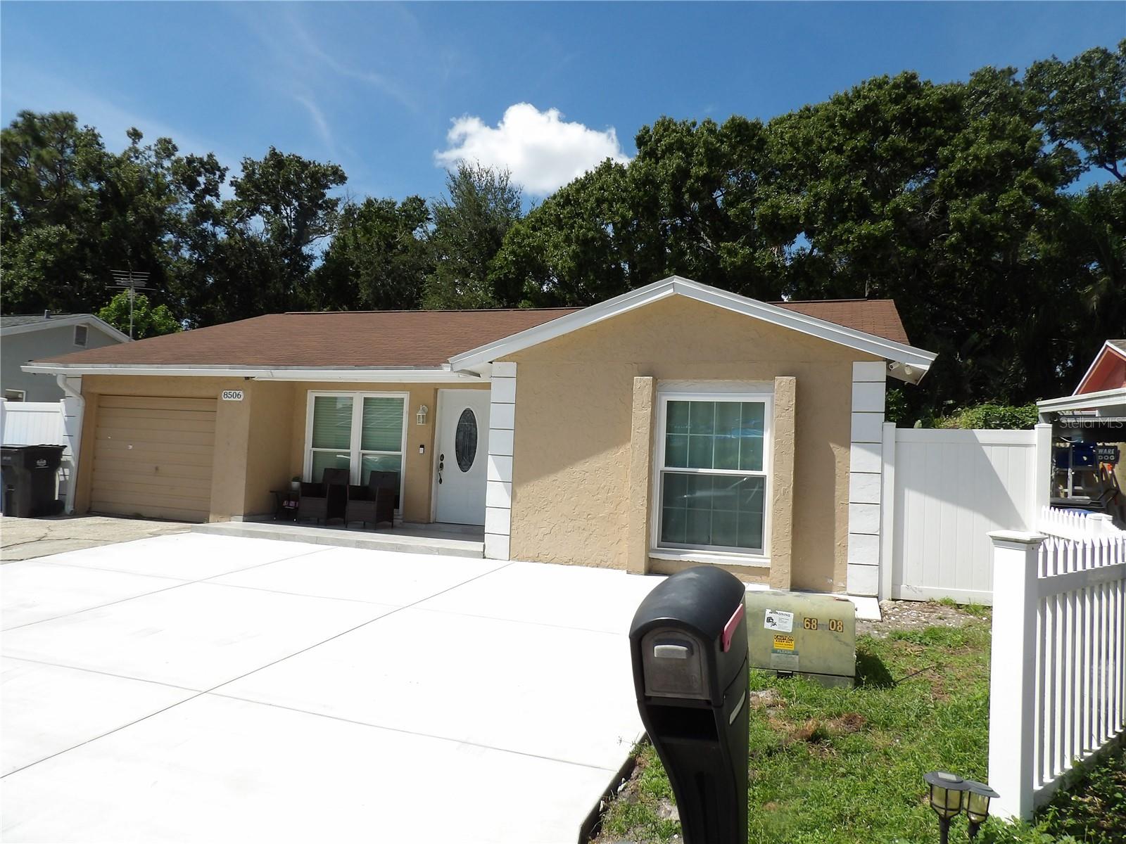 Image 2 of 51 For 8506 Seven Coves Ct