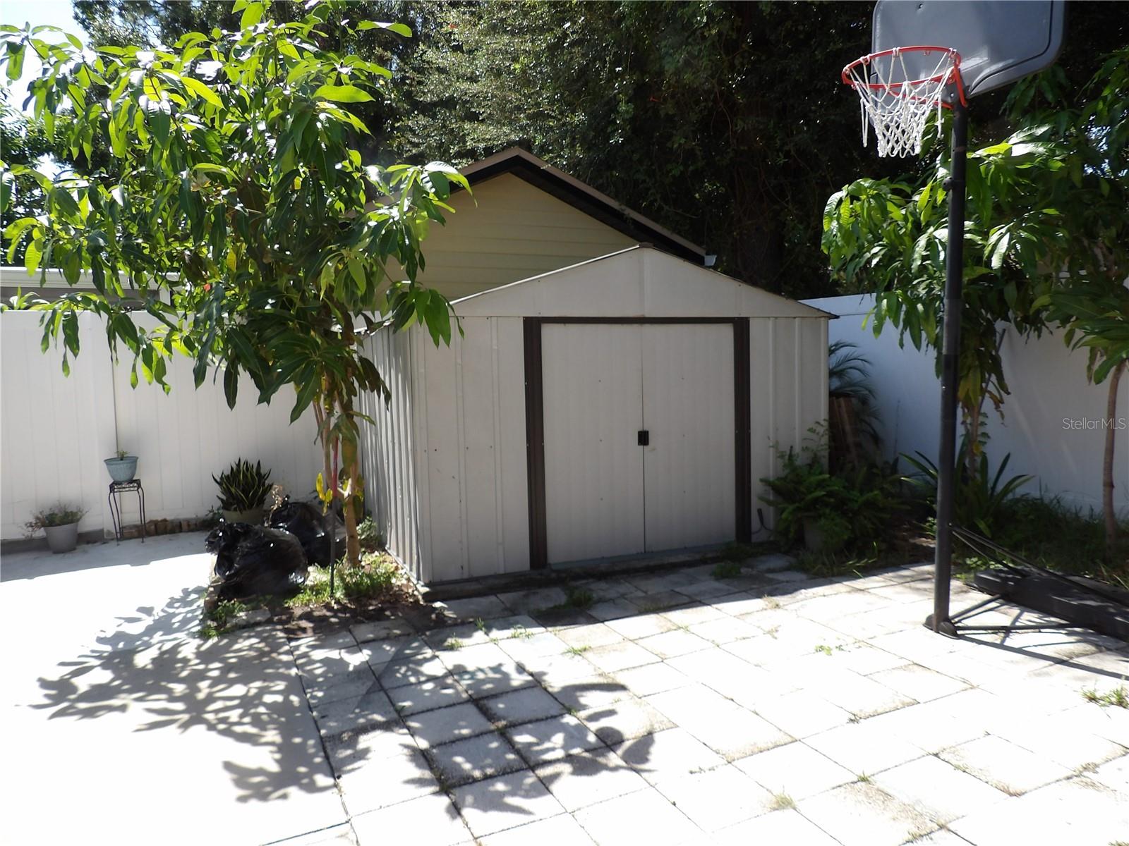 Image 41 of 51 For 8506 Seven Coves Ct