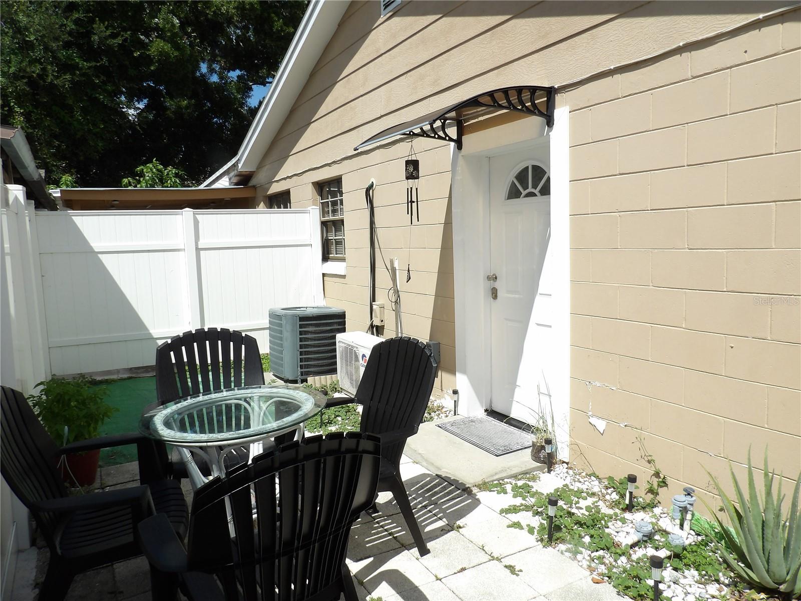 Image 44 of 51 For 8506 Seven Coves Ct