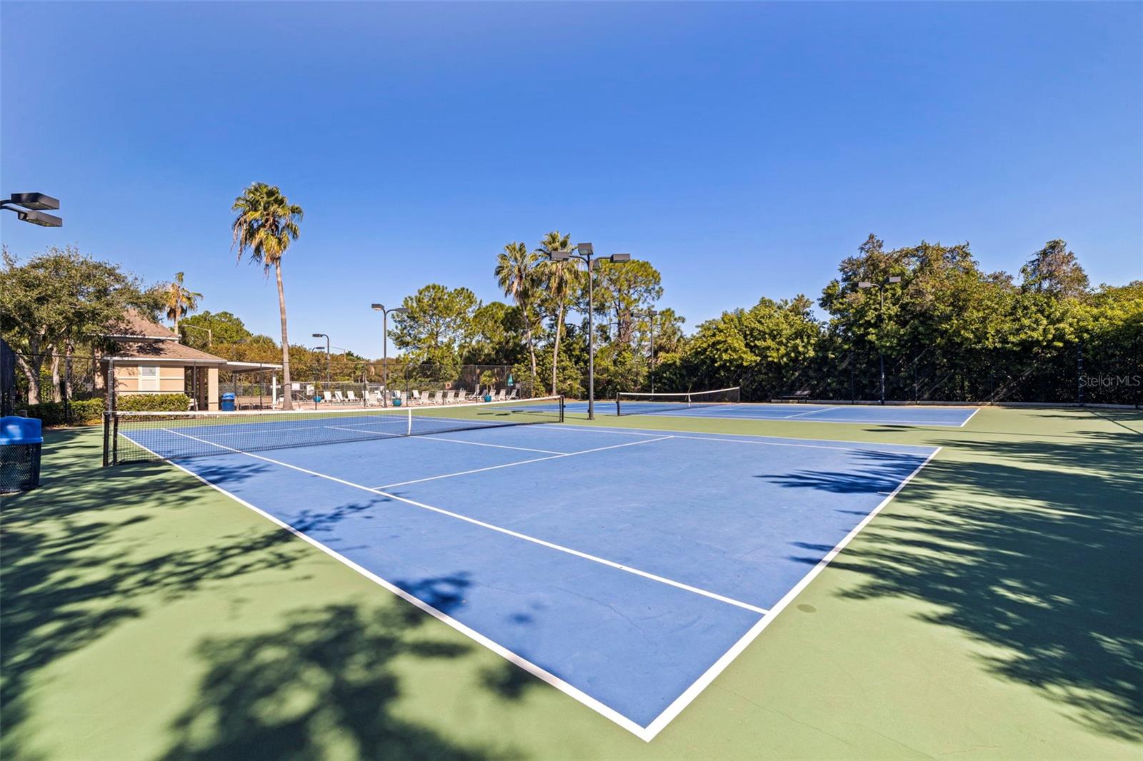 Image 34 of 35 For 680 Vallance Way Ne