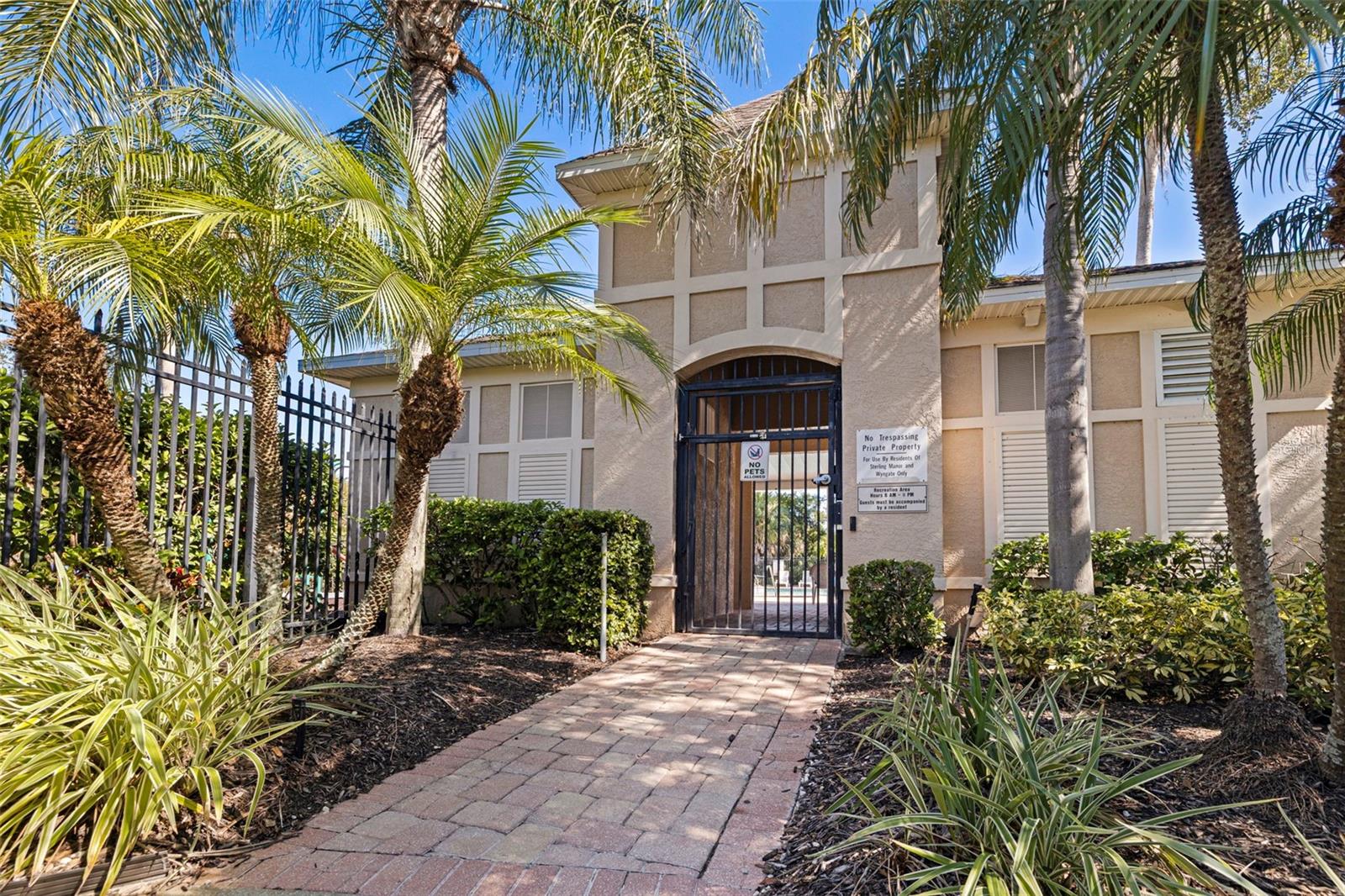 Image 35 of 35 For 680 Vallance Way Ne