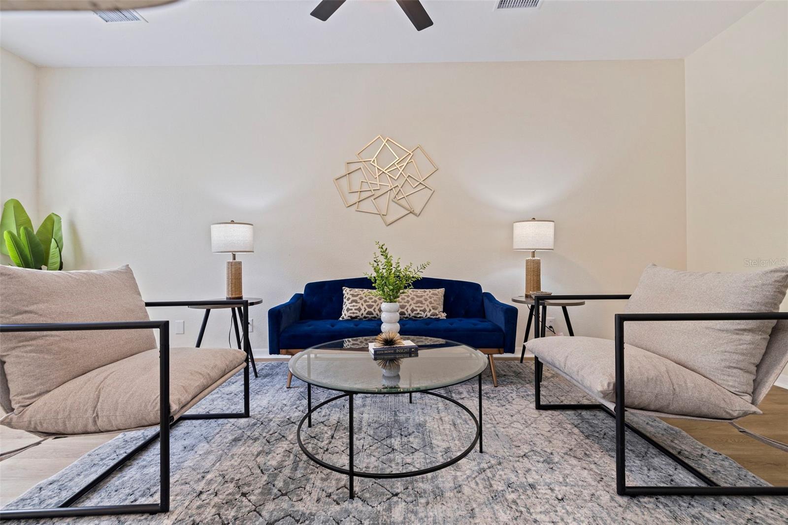 Image 8 of 35 For 680 Vallance Way Ne