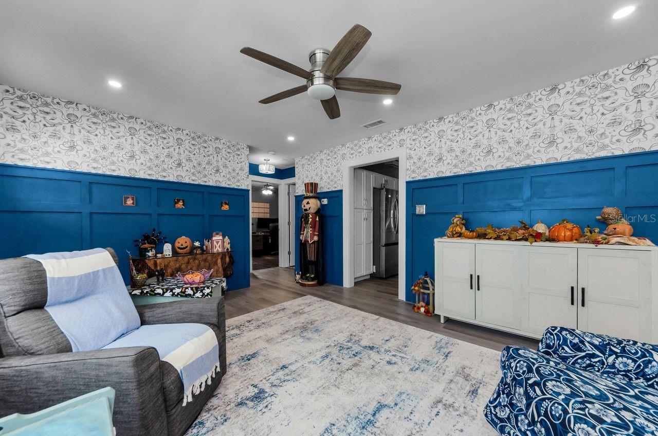 Image 14 of 51 For 740 Loquat Dr.