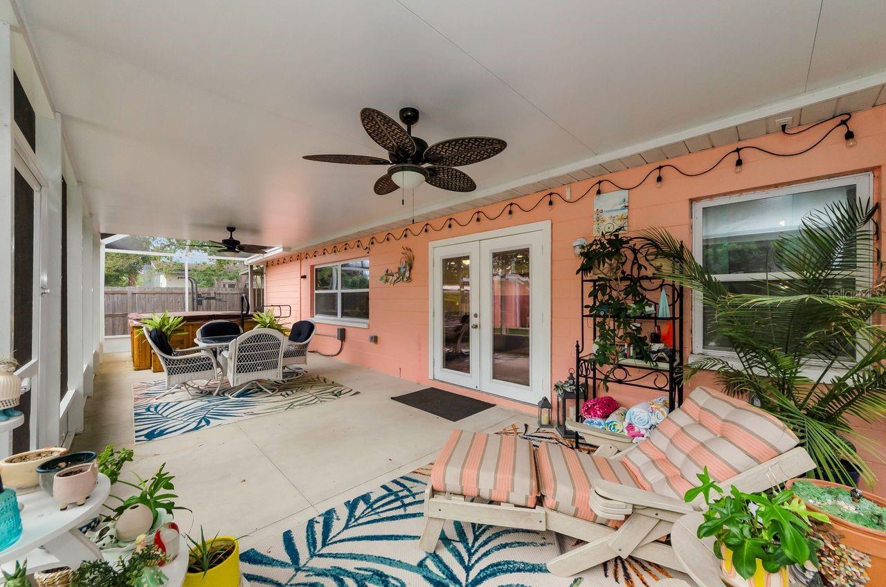 Image 25 of 51 For 740 Loquat Dr.