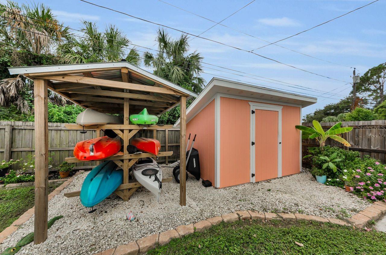 Image 28 of 51 For 740 Loquat Dr.