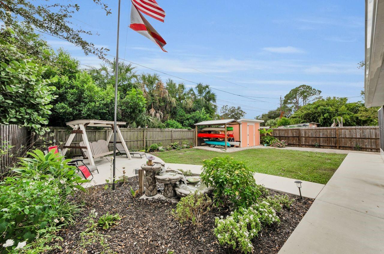 Image 30 of 51 For 740 Loquat Dr.