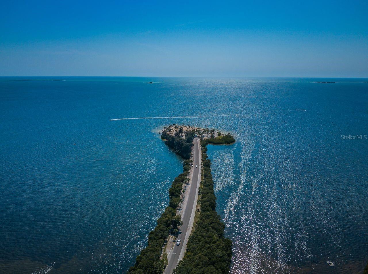 Image 47 of 51 For 740 Loquat Dr.