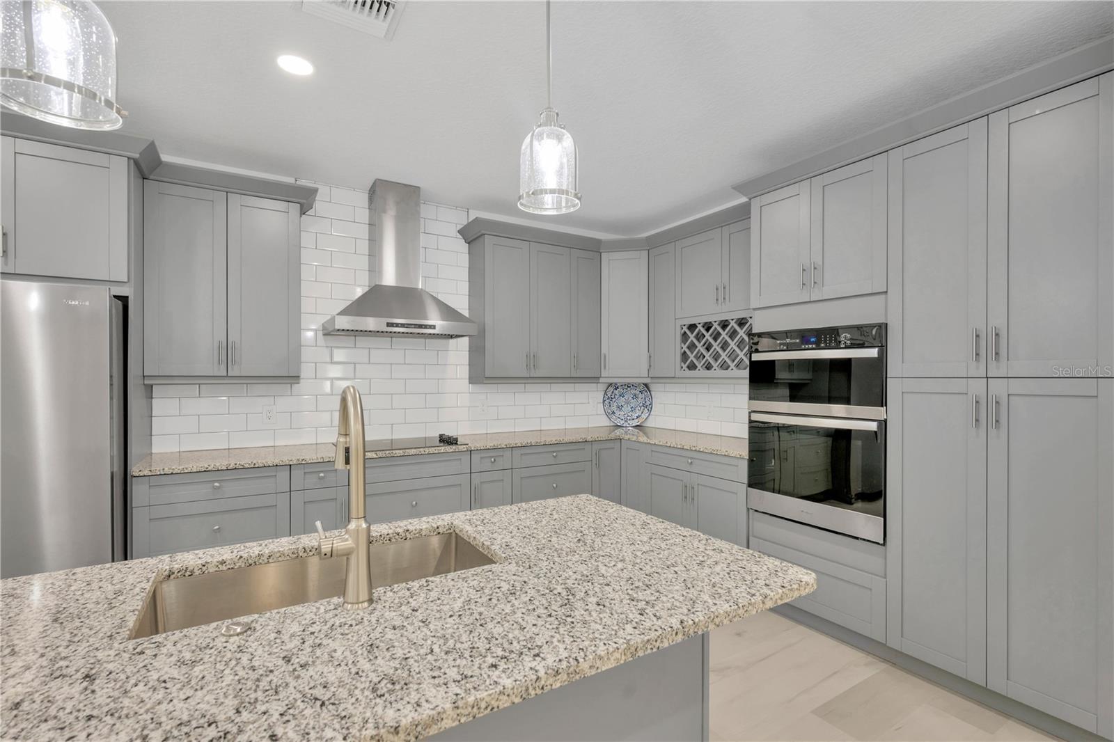 Image 20 of 49 For 12484 Green Oak Lane