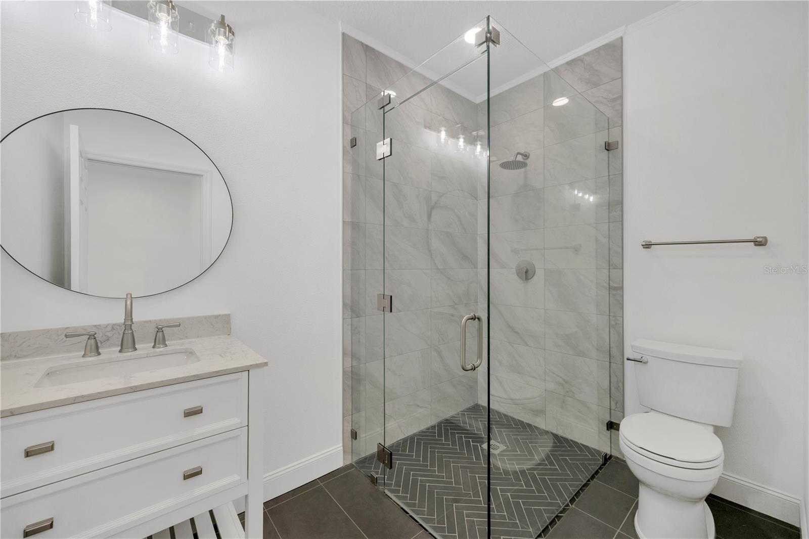 Image 31 of 49 For 12484 Green Oak Lane