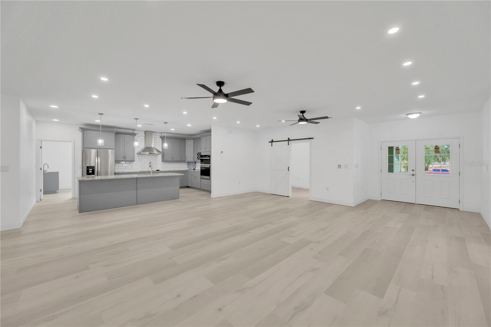 Image 4 of 49 For 12484 Green Oak Lane