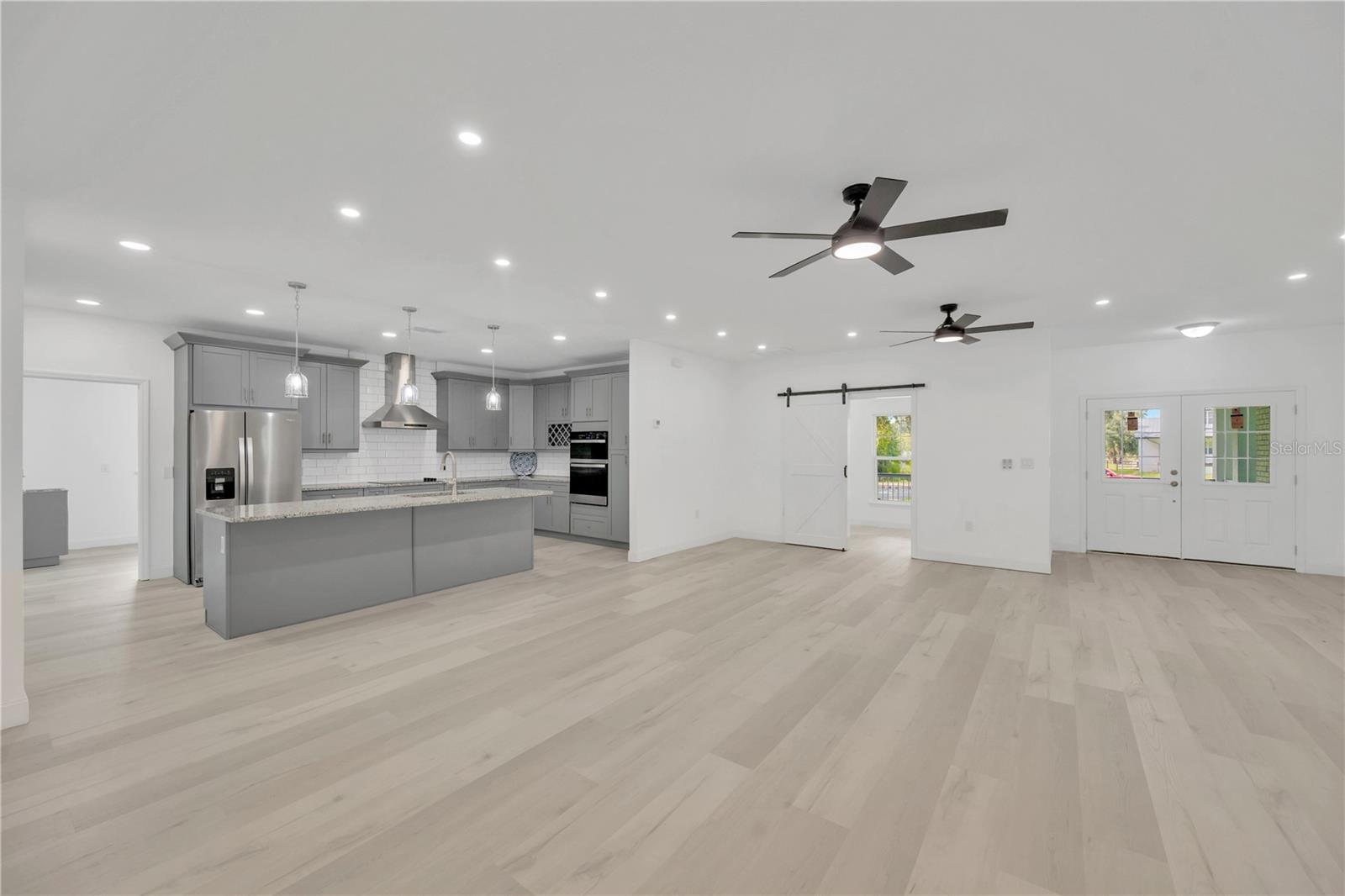 Image 6 of 49 For 12484 Green Oak Lane