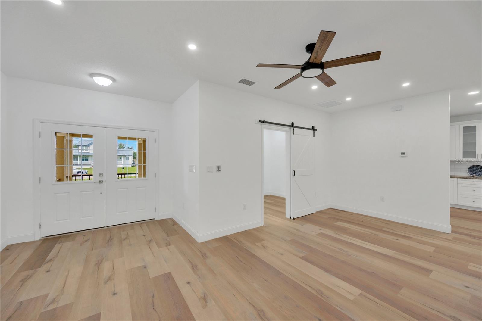 Image 14 of 57 For 12500 Green Oak Lane
