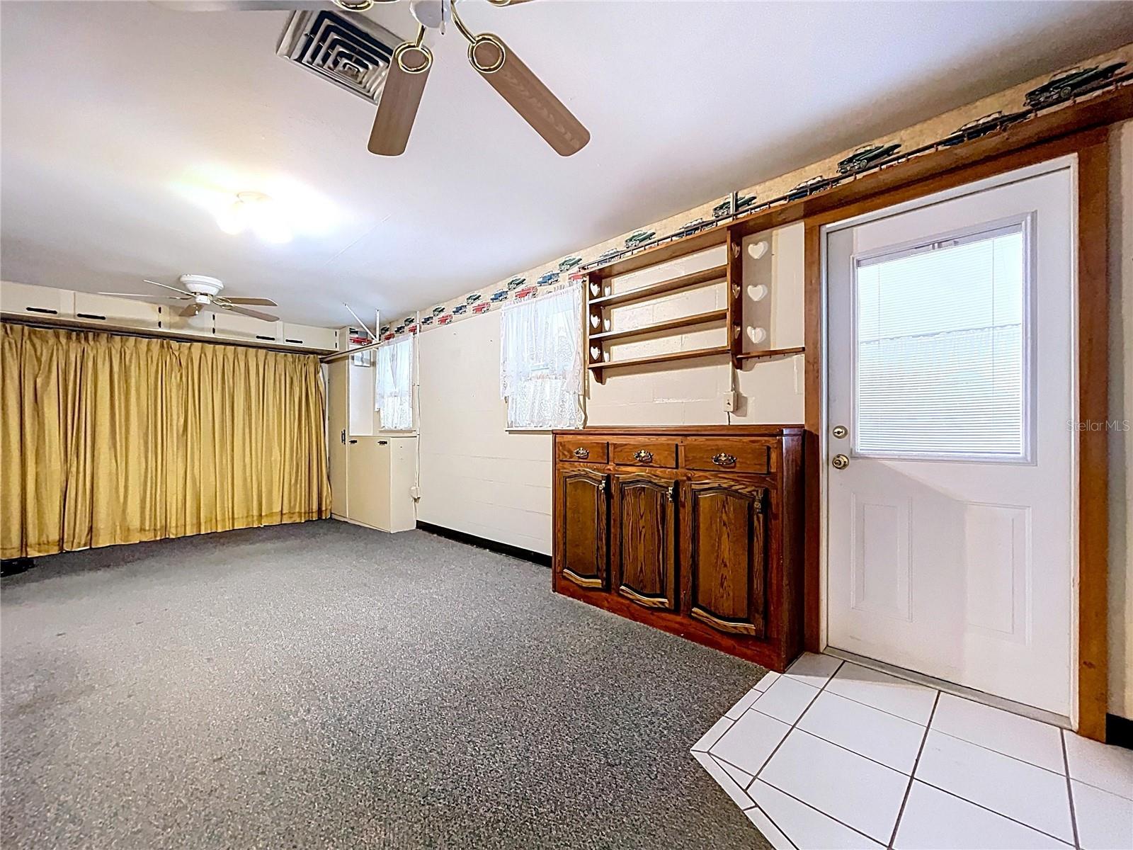 Image 18 of 38 For 39350 5th Avenue