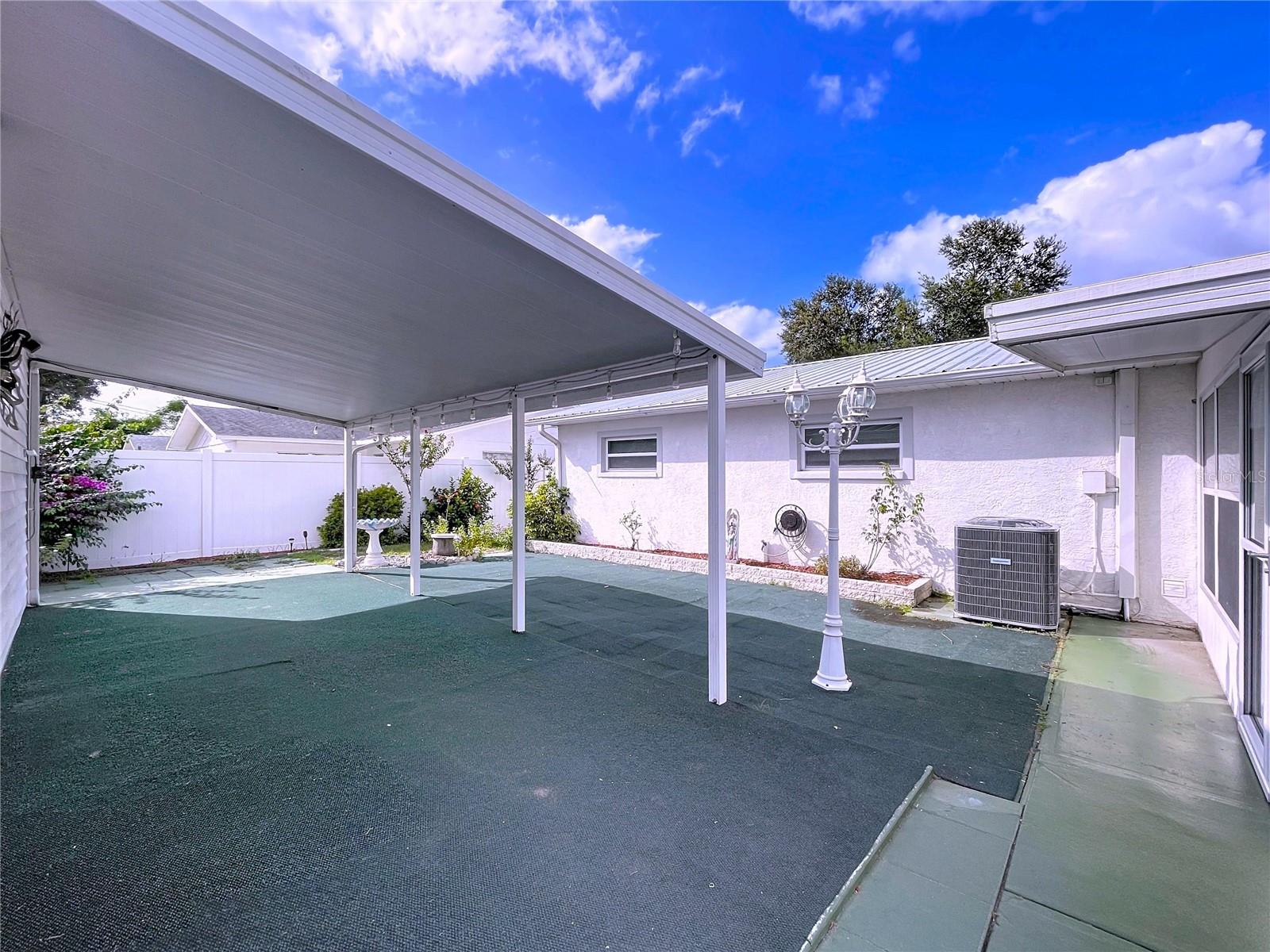 Image 2 of 38 For 39350 5th Avenue