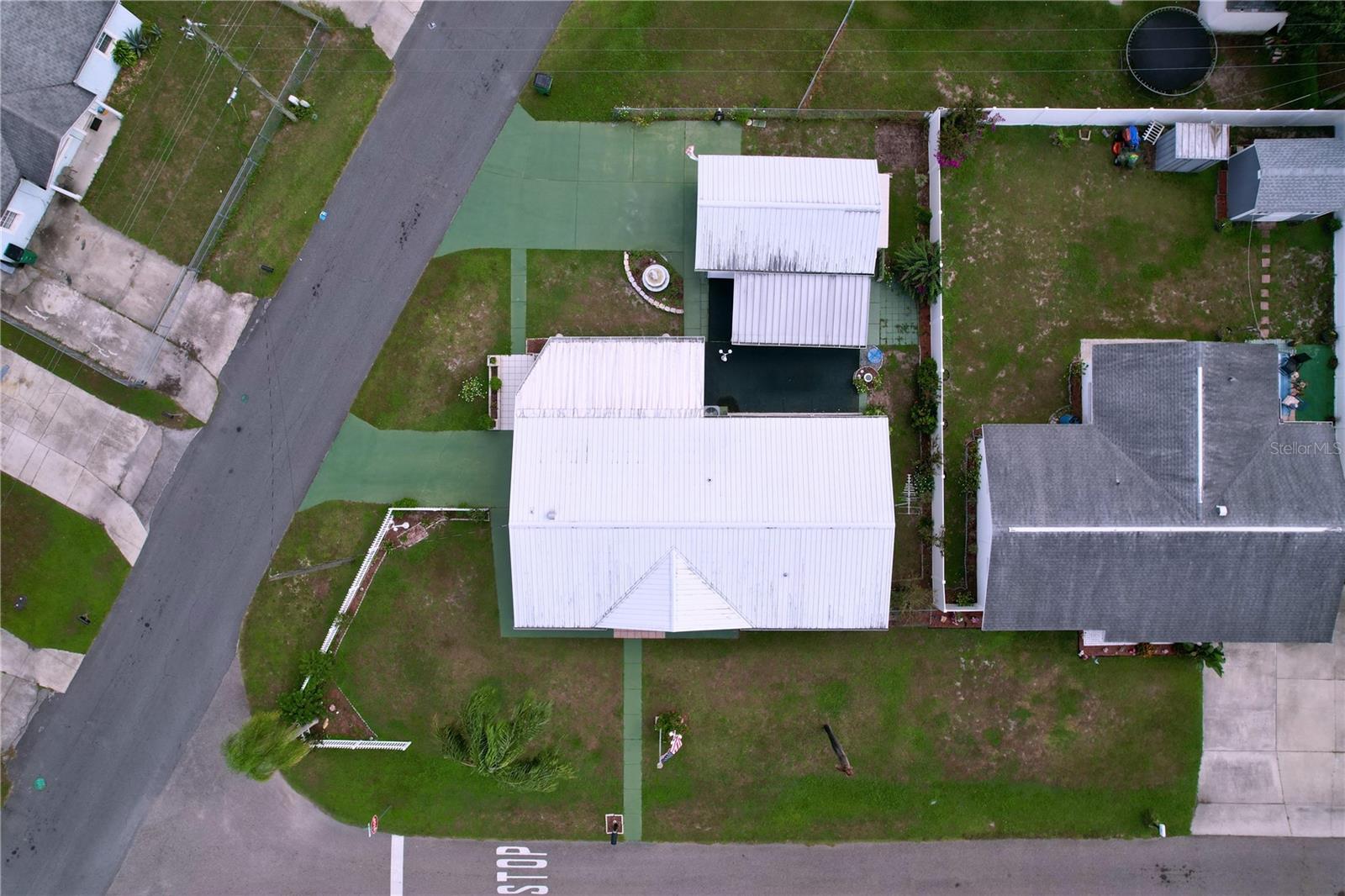 Image 34 of 38 For 39350 5th Avenue