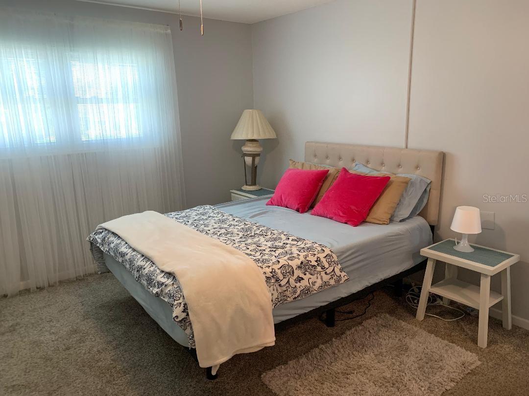 Image 17 of 28 For 5357 81st Street N 23