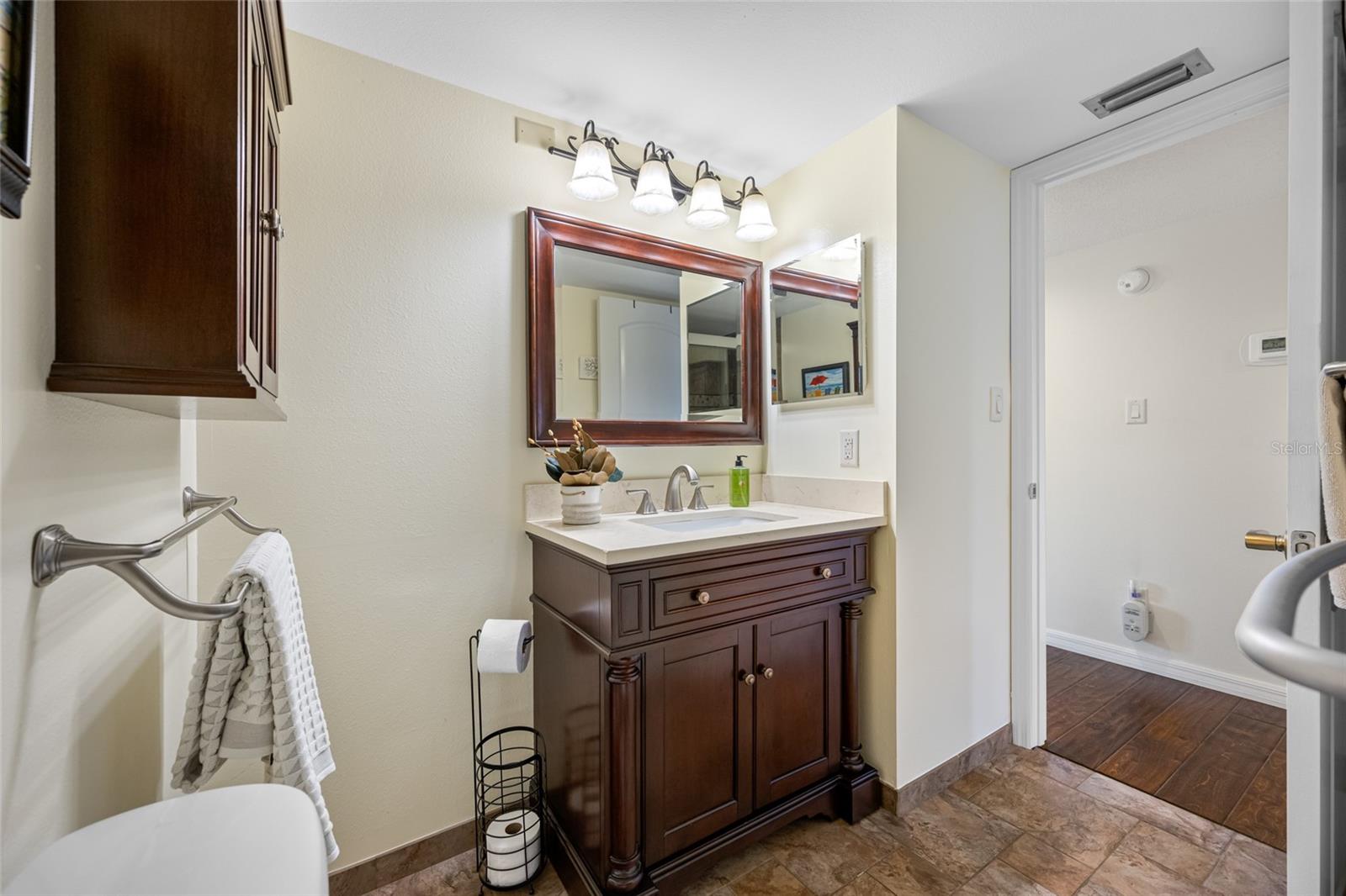 Image 34 of 47 For 2800 Cove Cay Drive 4a