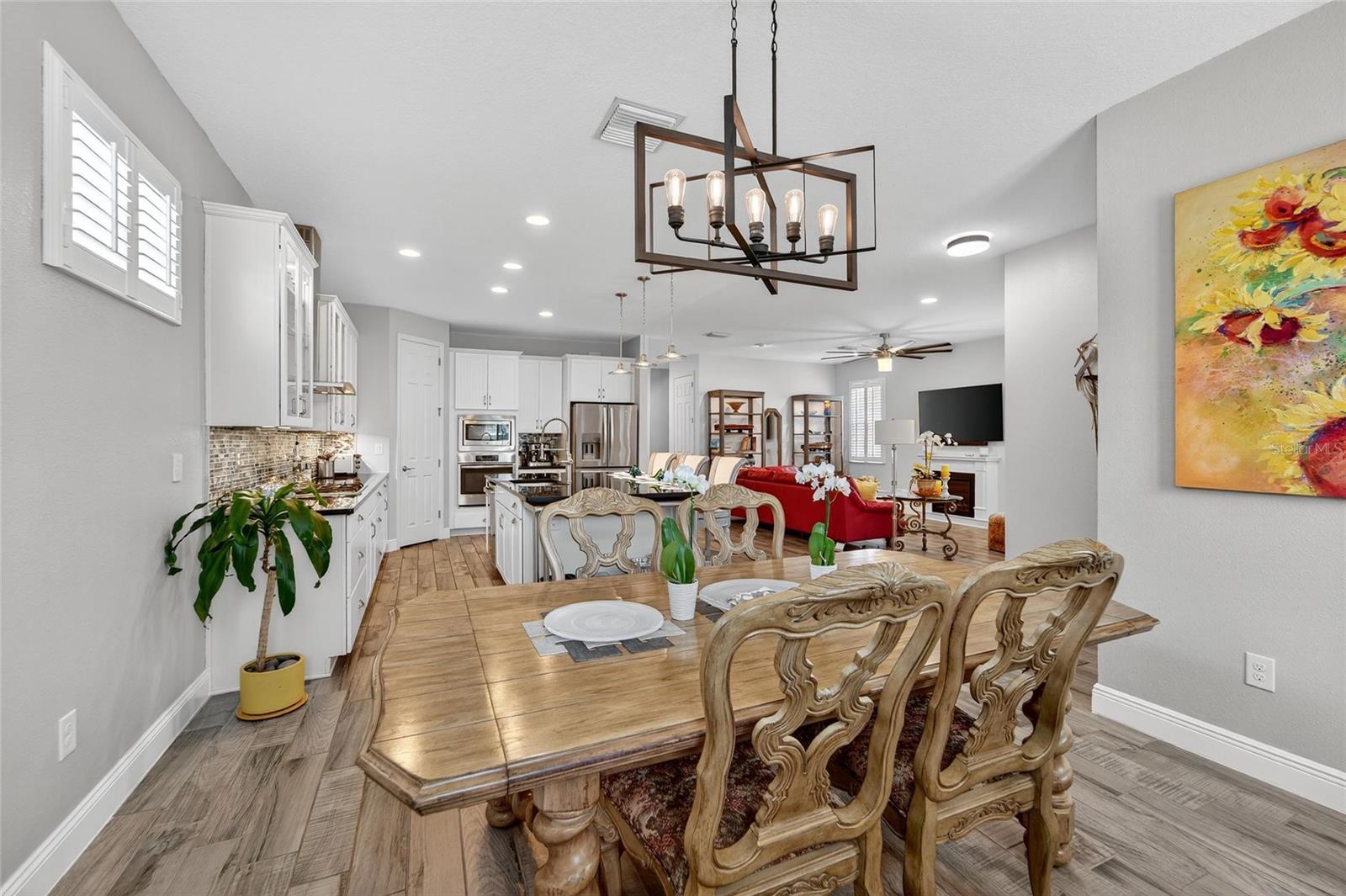 Image 14 of 87 For 623 Winterside Drive