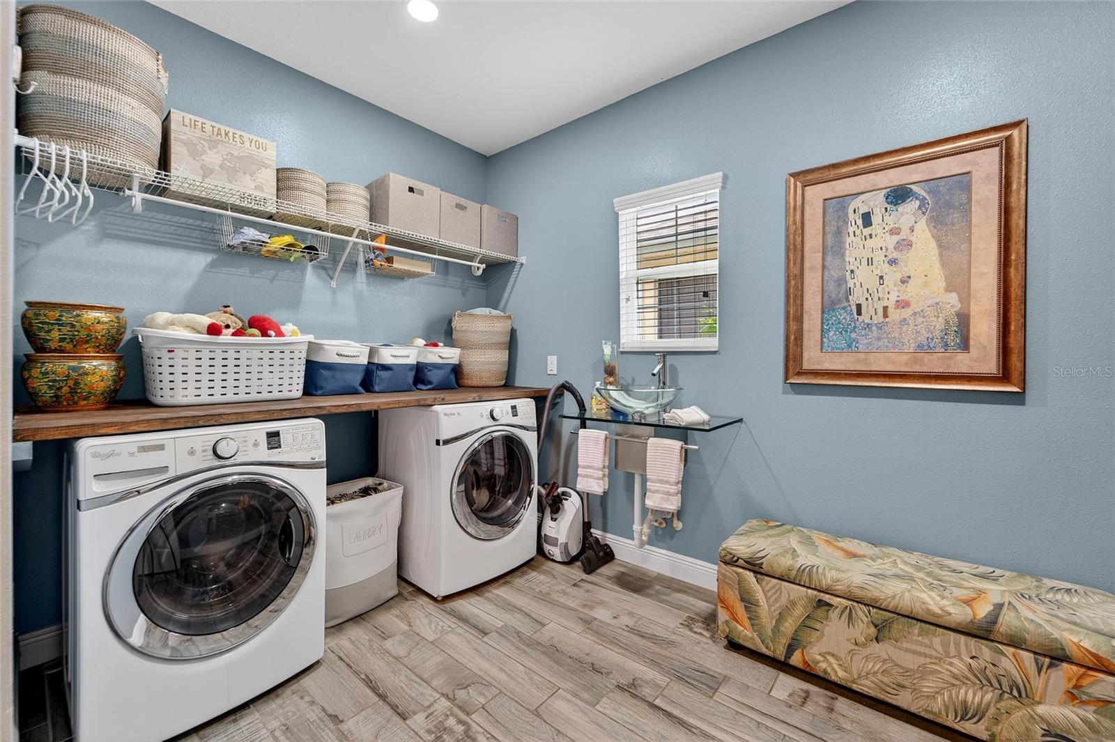 Image 40 of 87 For 623 Winterside Drive