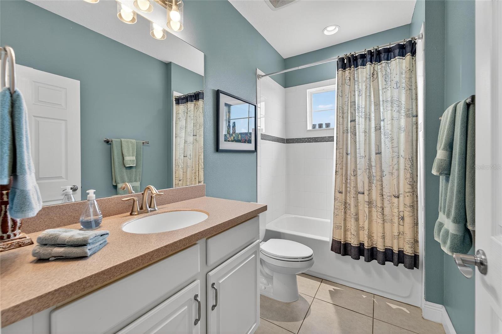 Image 48 of 87 For 623 Winterside Drive