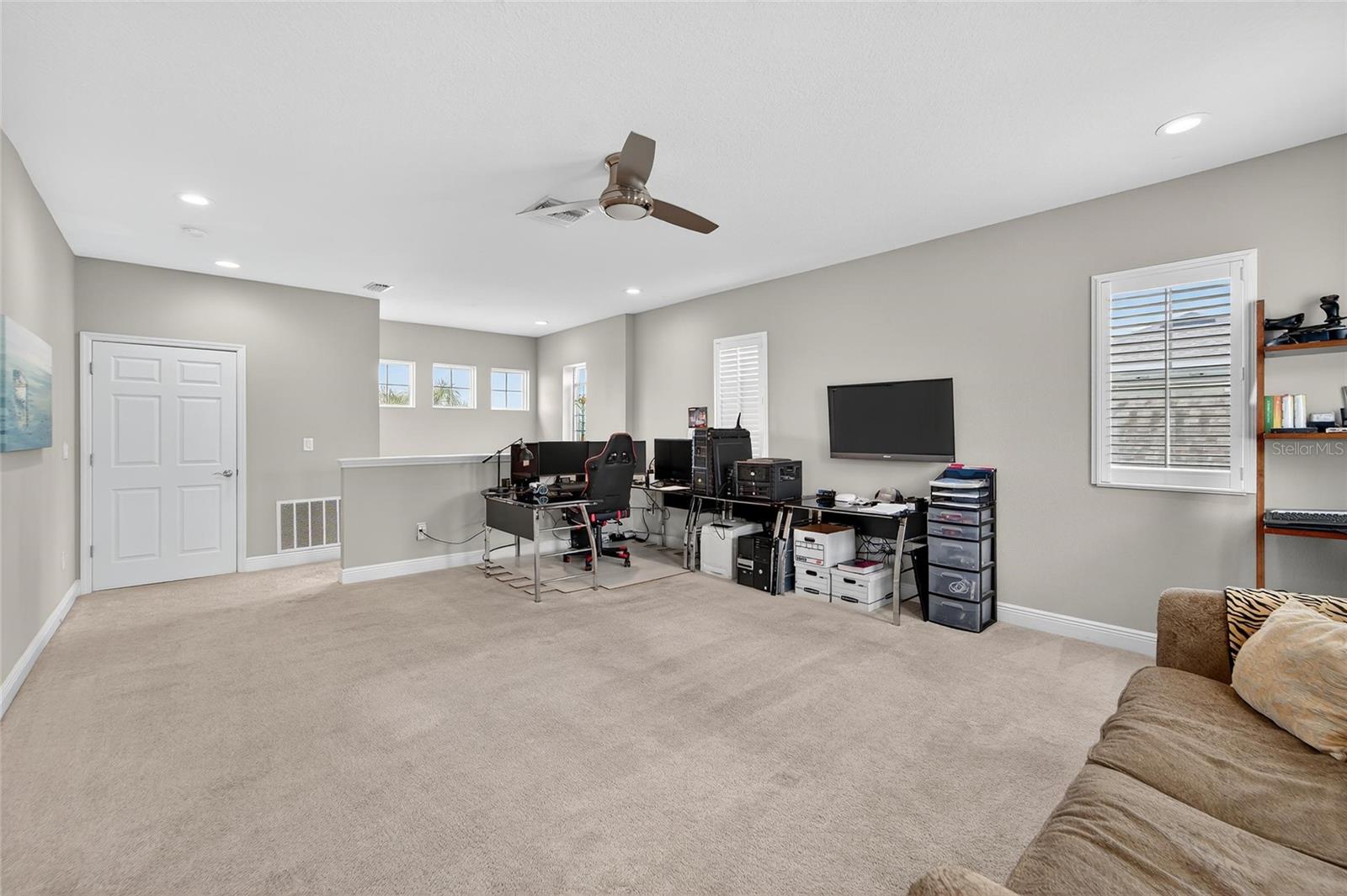 Image 54 of 87 For 623 Winterside Drive