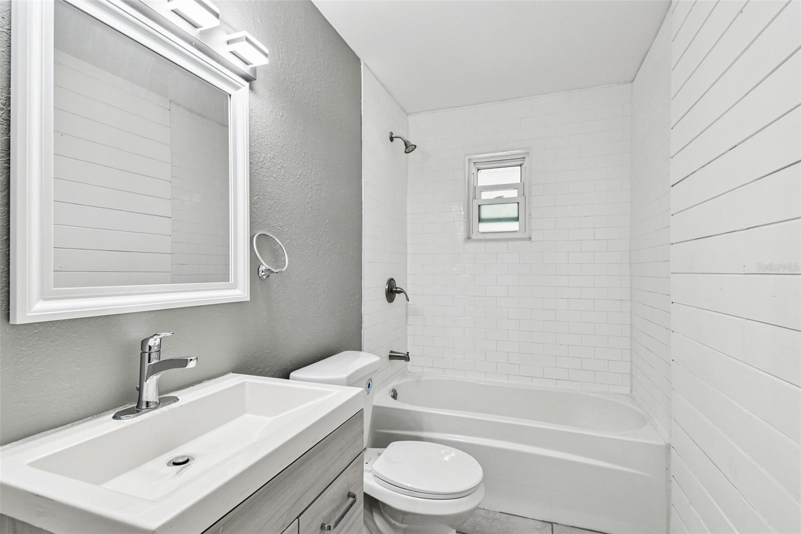 Image 42 of 64 For 6016 Arthur Avenue