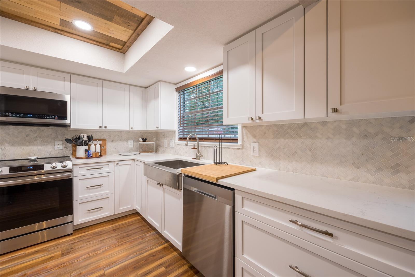 Image 12 of 100 For 13219 Tyrone Street