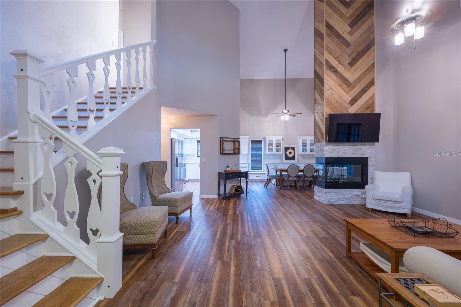Image 2 of 100 For 13219 Tyrone Street
