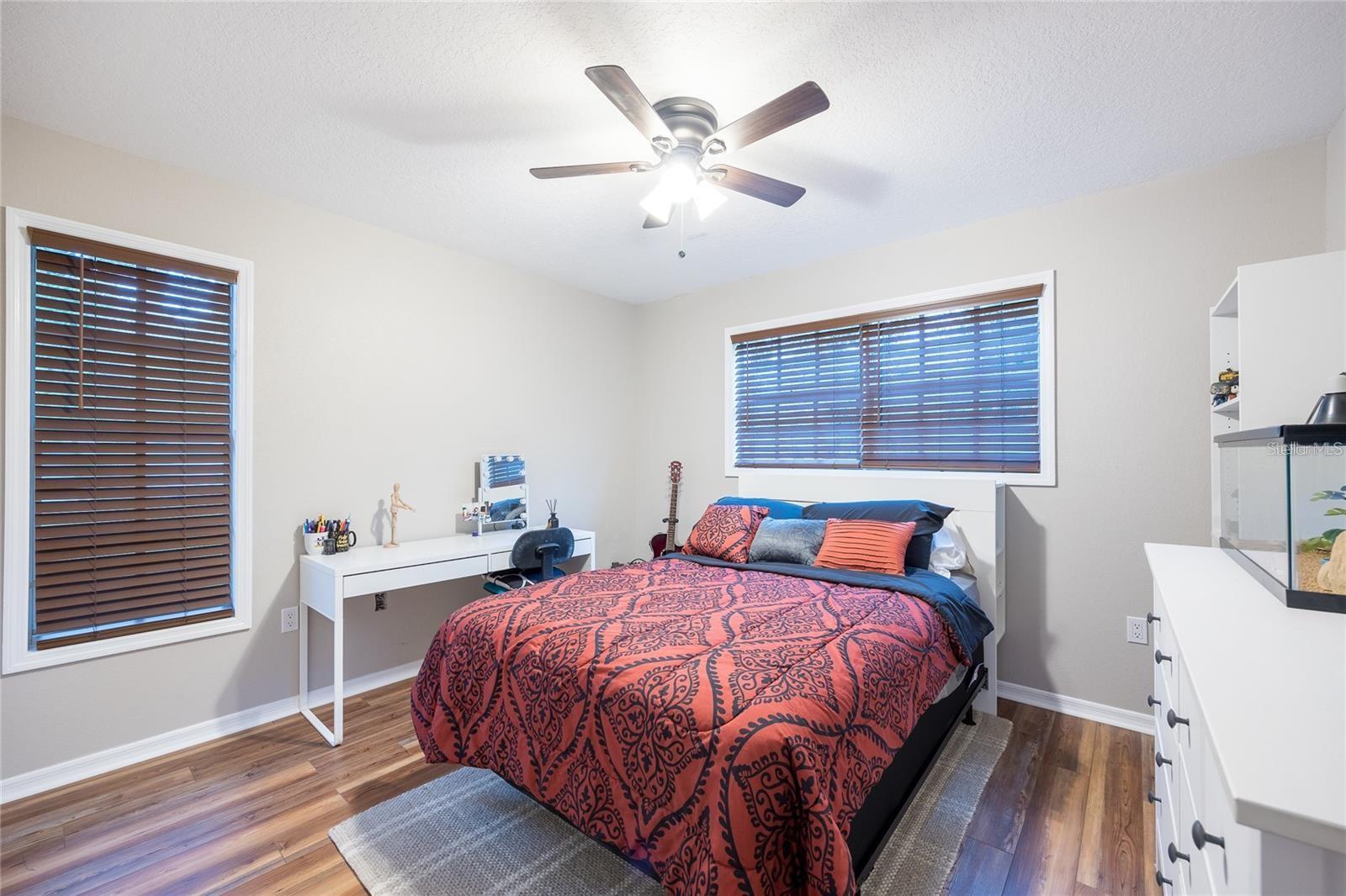 Image 28 of 100 For 13219 Tyrone Street