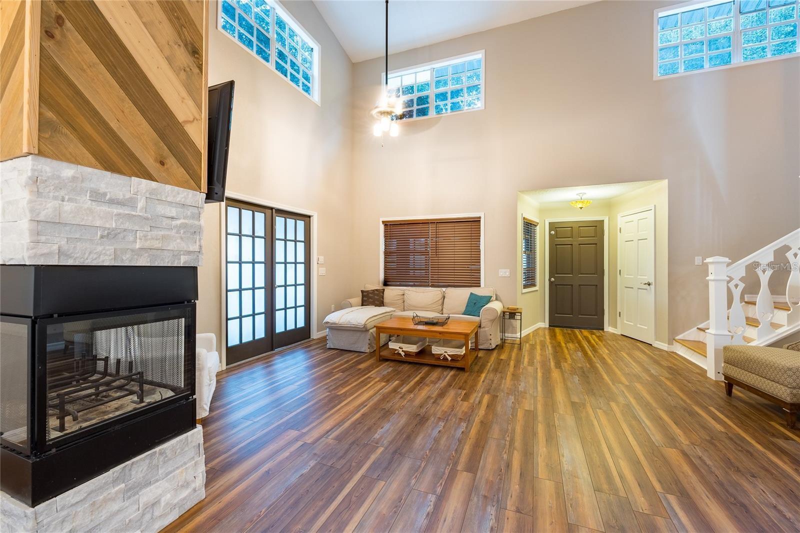 Image 3 of 100 For 13219 Tyrone Street