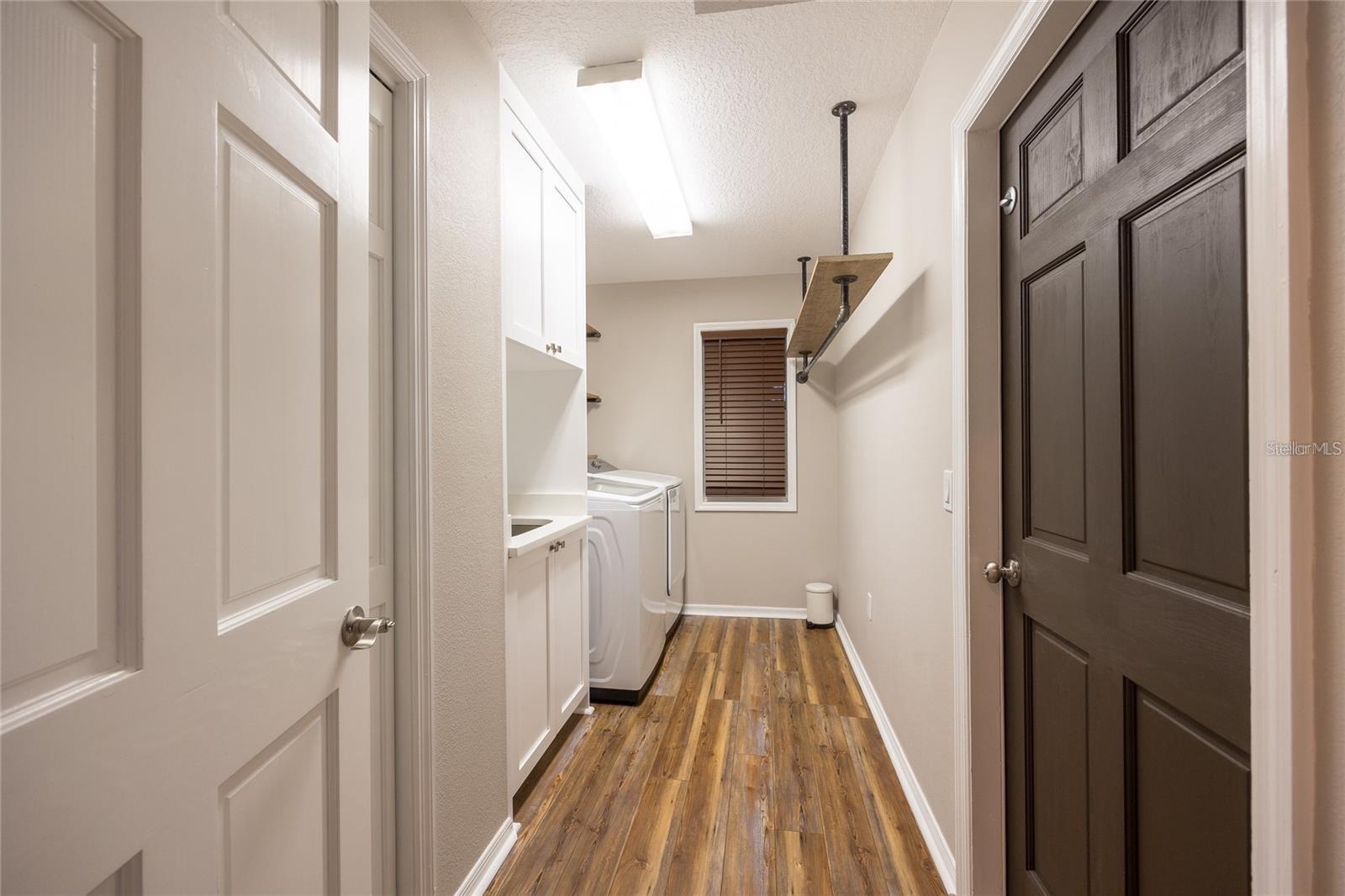 Image 31 of 100 For 13219 Tyrone Street