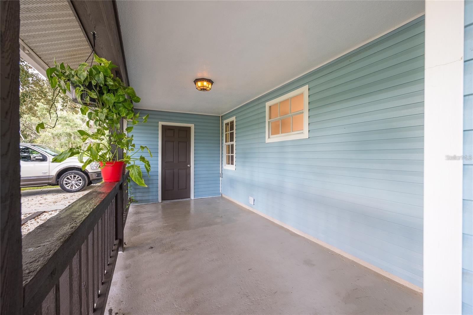 Image 37 of 100 For 13219 Tyrone Street
