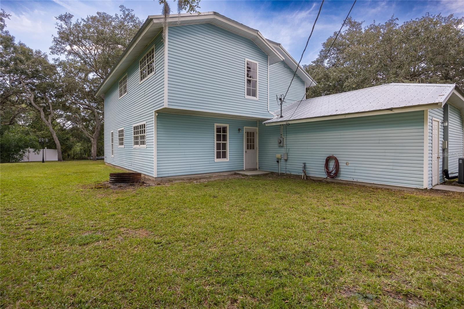 Image 38 of 100 For 13219 Tyrone Street