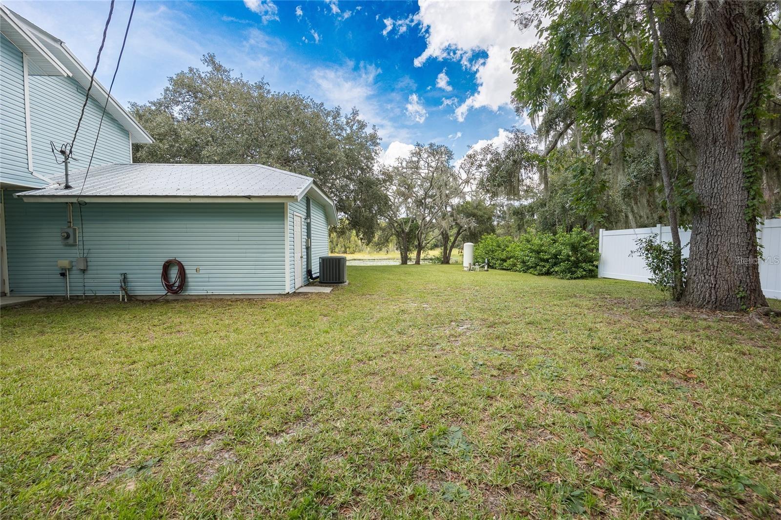 Image 39 of 100 For 13219 Tyrone Street