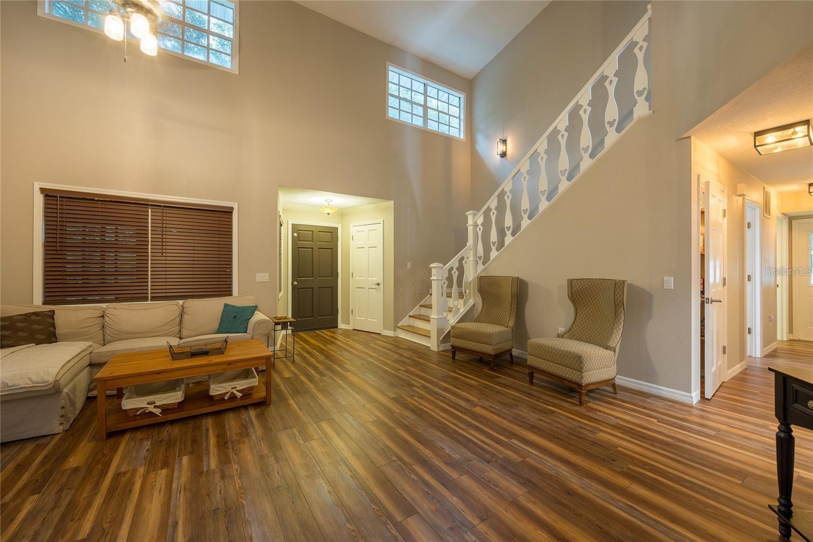 Image 4 of 100 For 13219 Tyrone Street