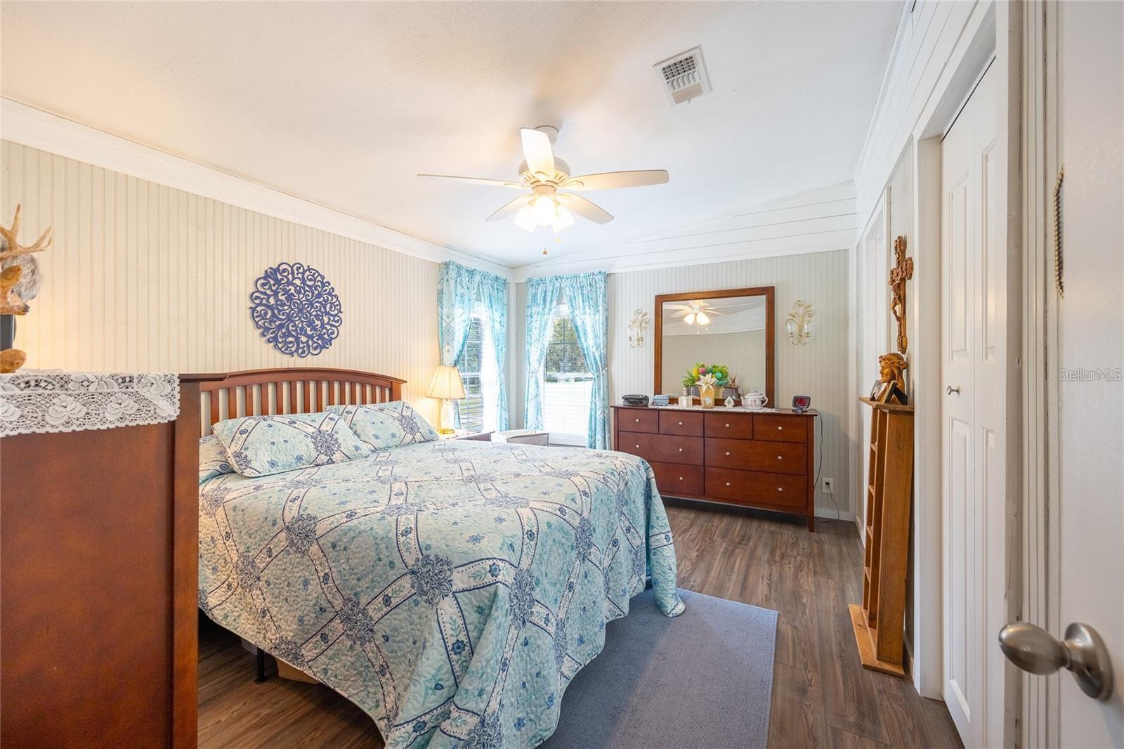 Image 51 of 100 For 13219 Tyrone Street