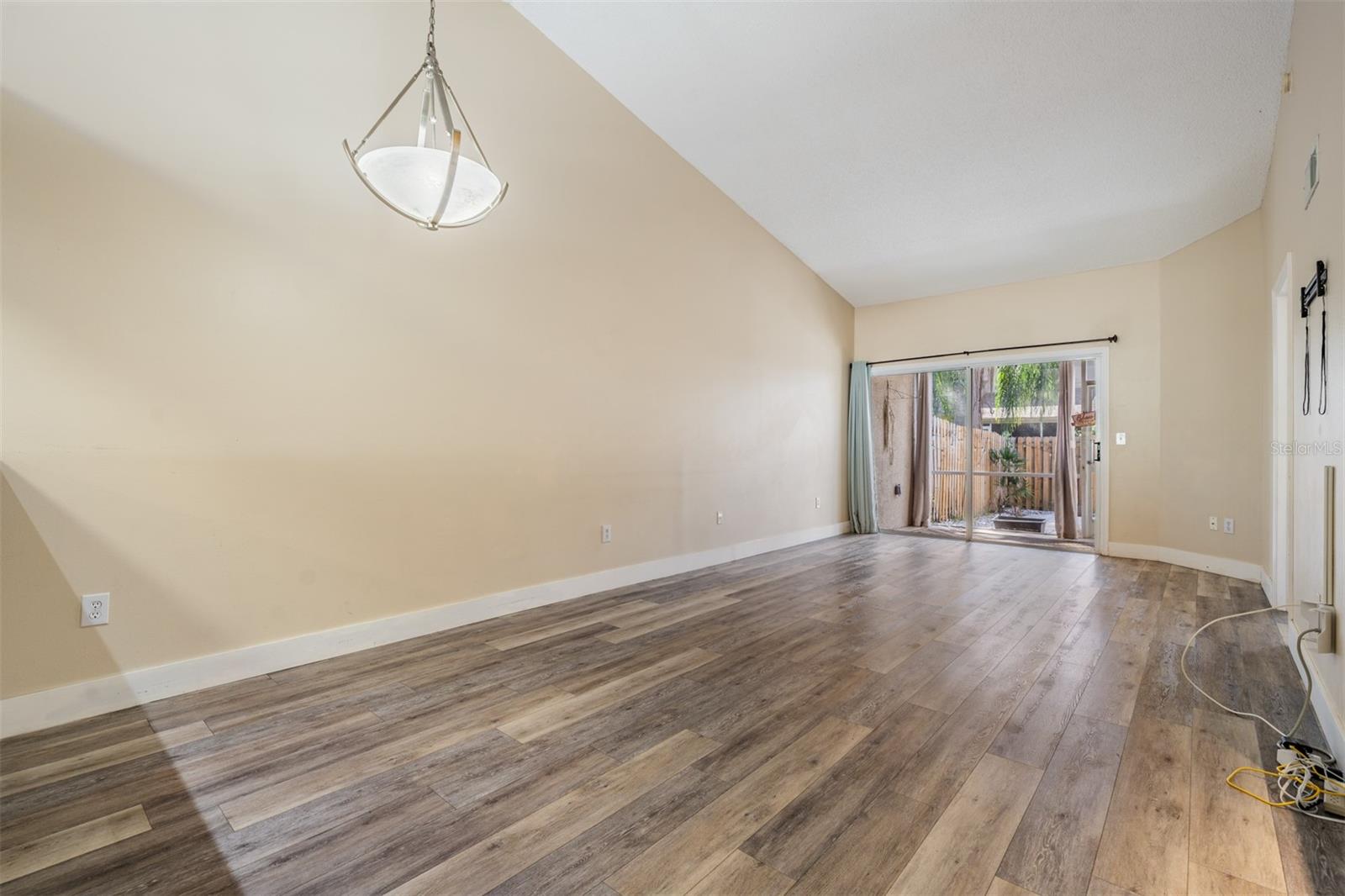 Image 15 of 38 For 2555 Northfield Lane