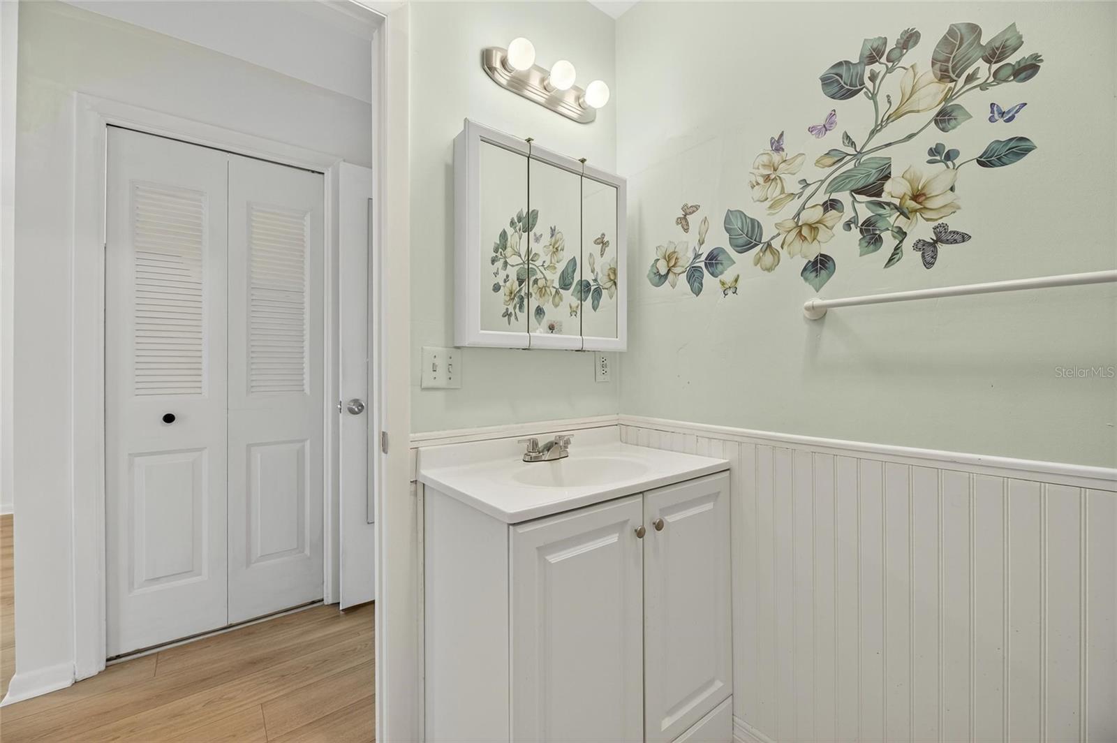 Image 20 of 37 For 1238 Fordham Drive