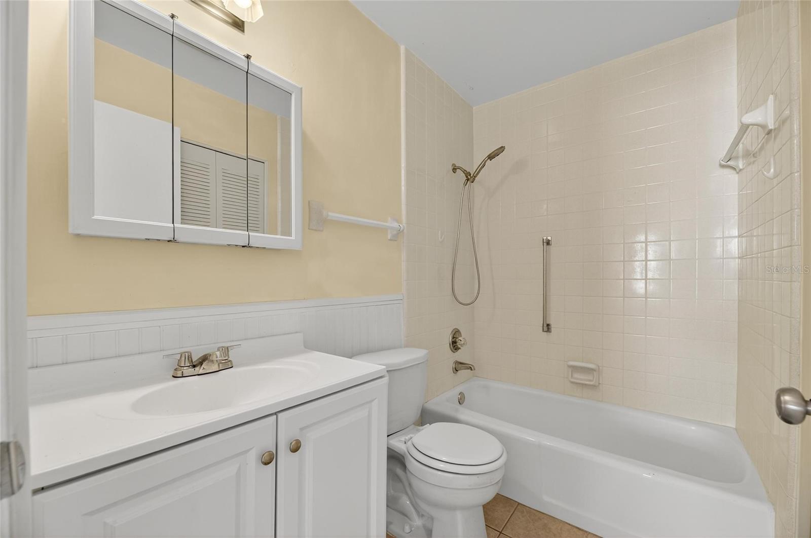 Image 26 of 37 For 1238 Fordham Drive