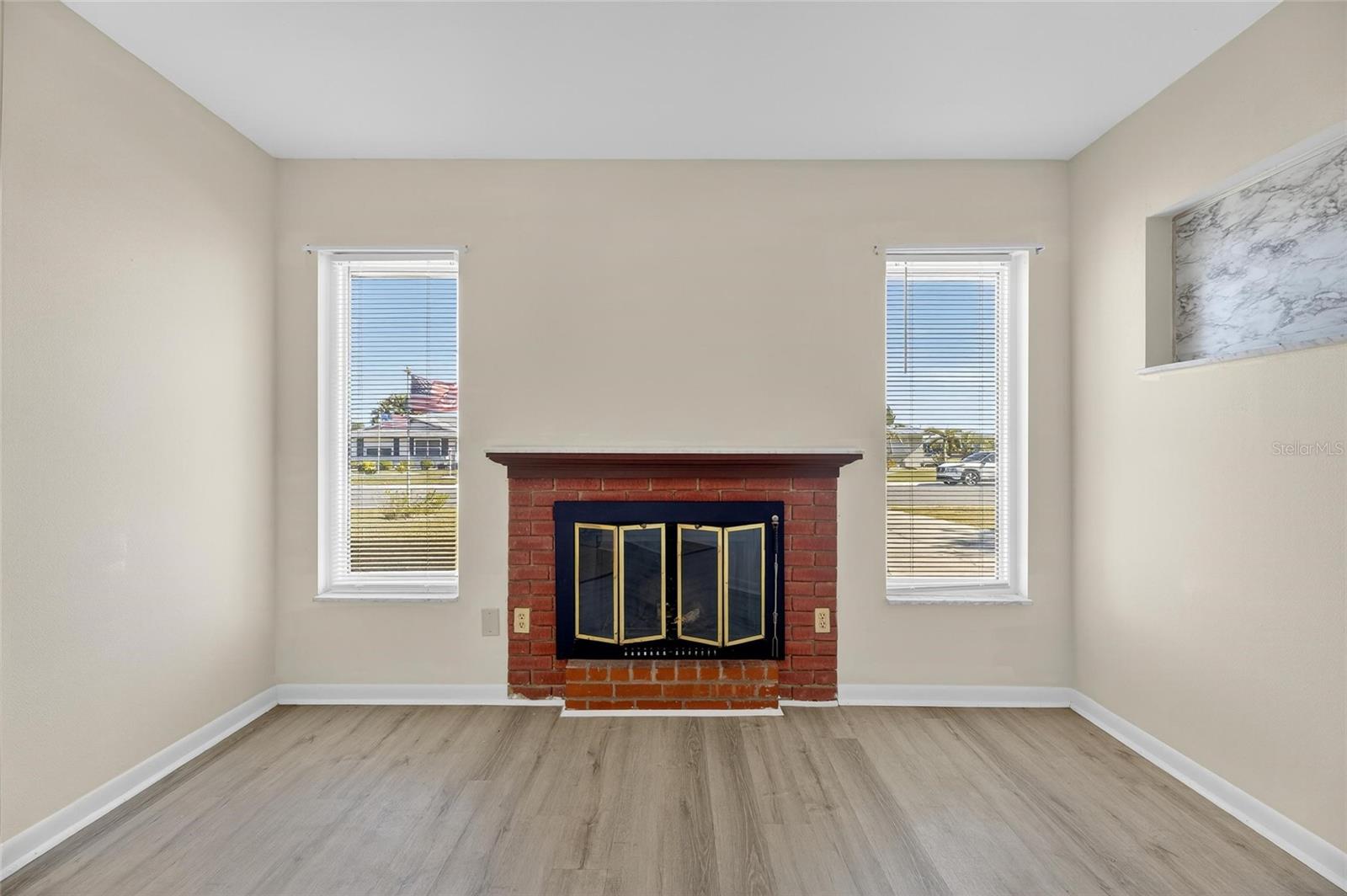 Image 8 of 37 For 1238 Fordham Drive