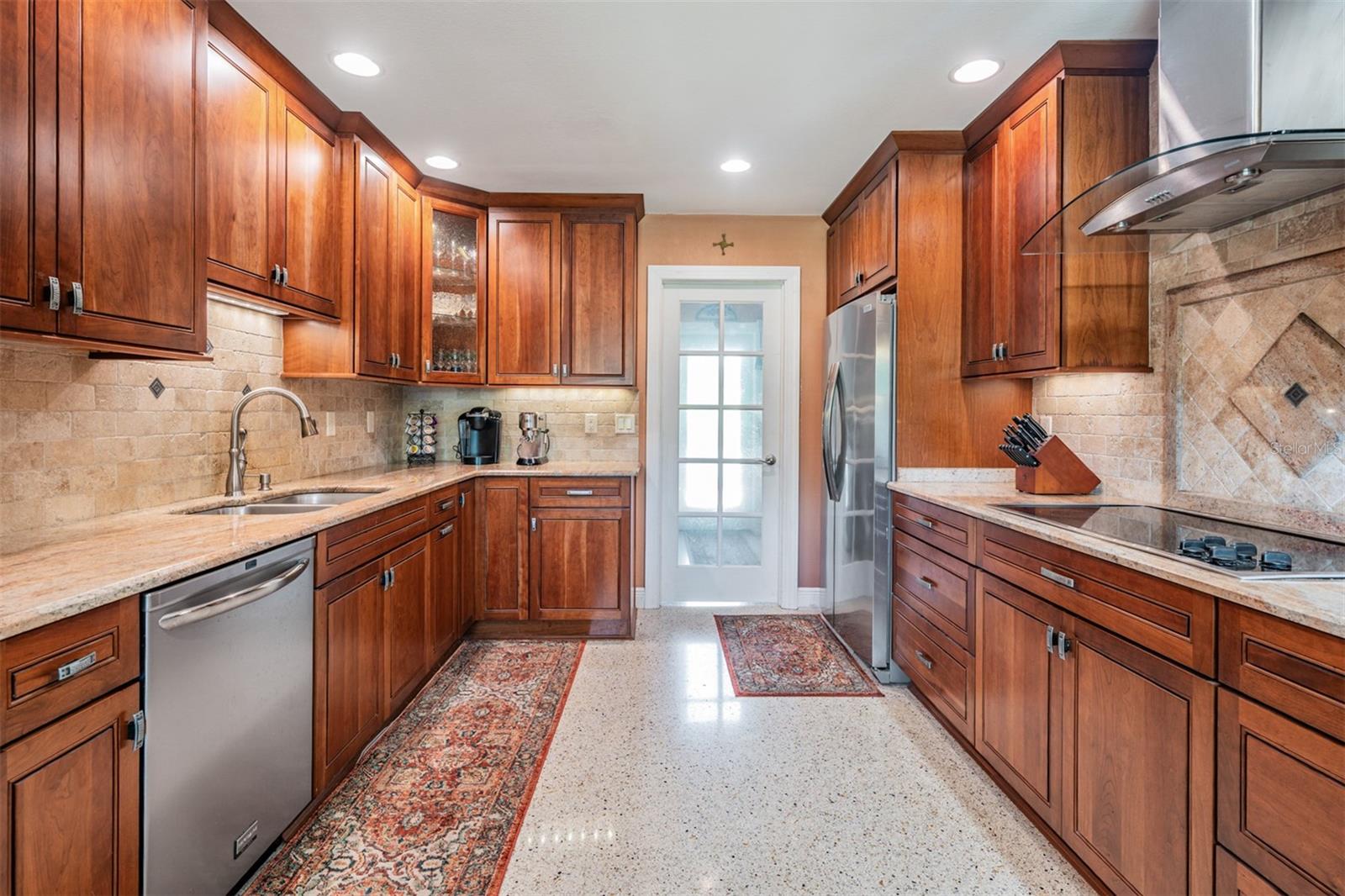 Image 11 of 34 For 3909 Hudson Lane