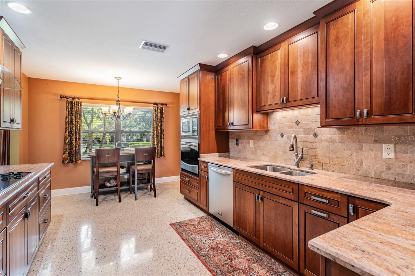 Image 13 of 34 For 3909 Hudson Lane