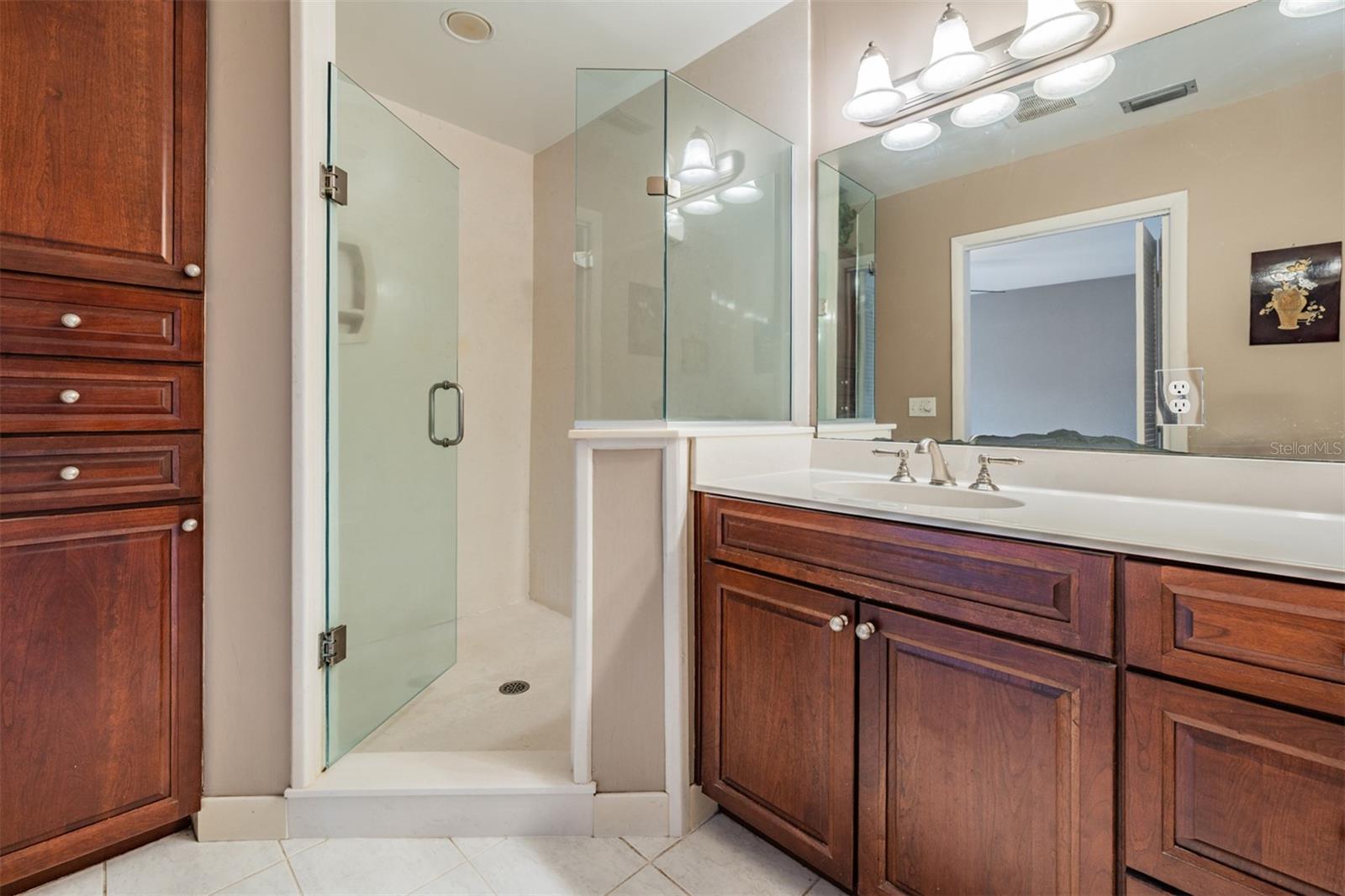 Image 17 of 34 For 3909 Hudson Lane