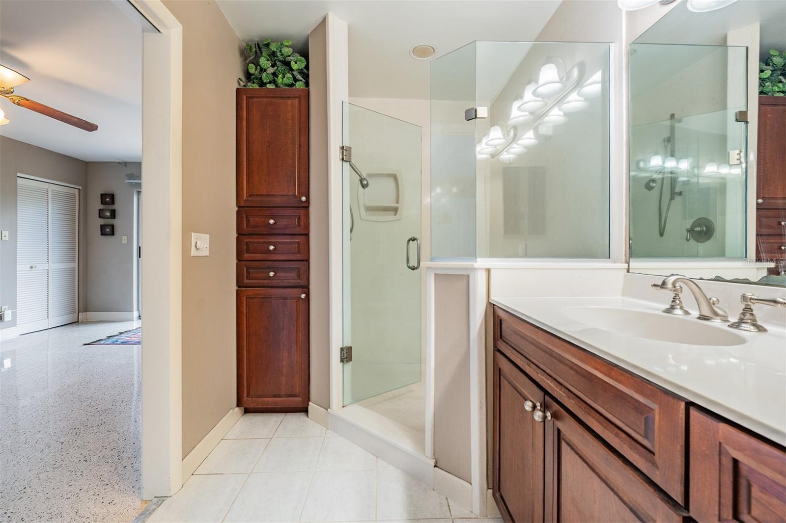 Image 18 of 34 For 3909 Hudson Lane