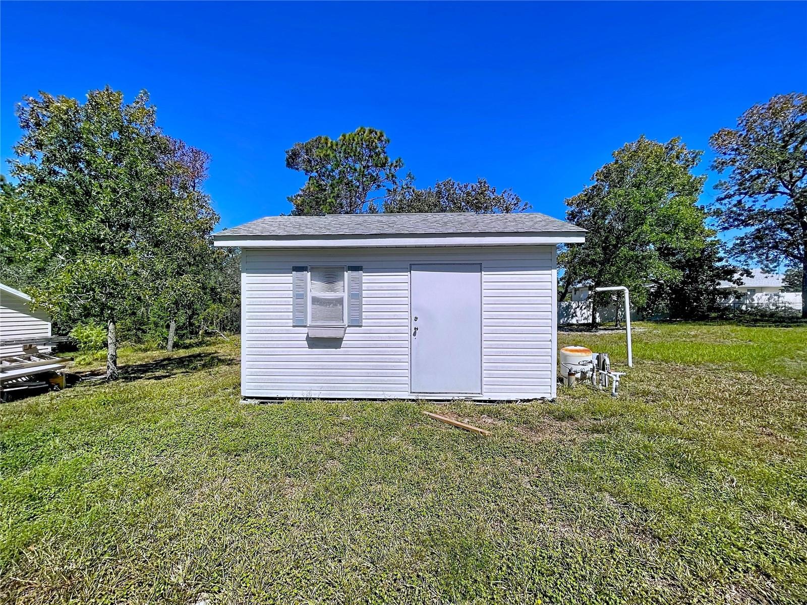 Image 8 of 24 For 11013 Calico Warbler Avenue