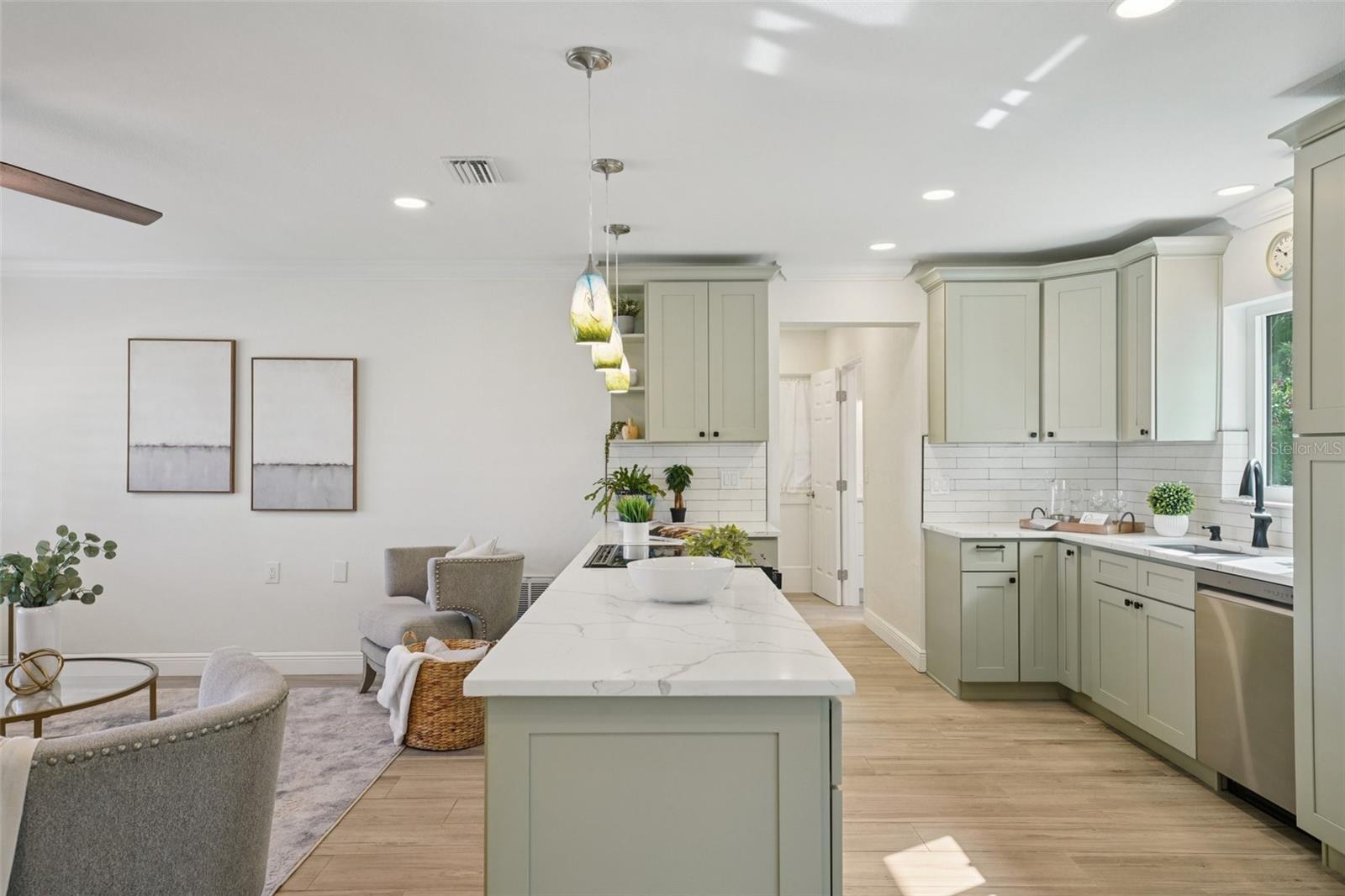 Image 11 of 31 For 406 86th Avenue
