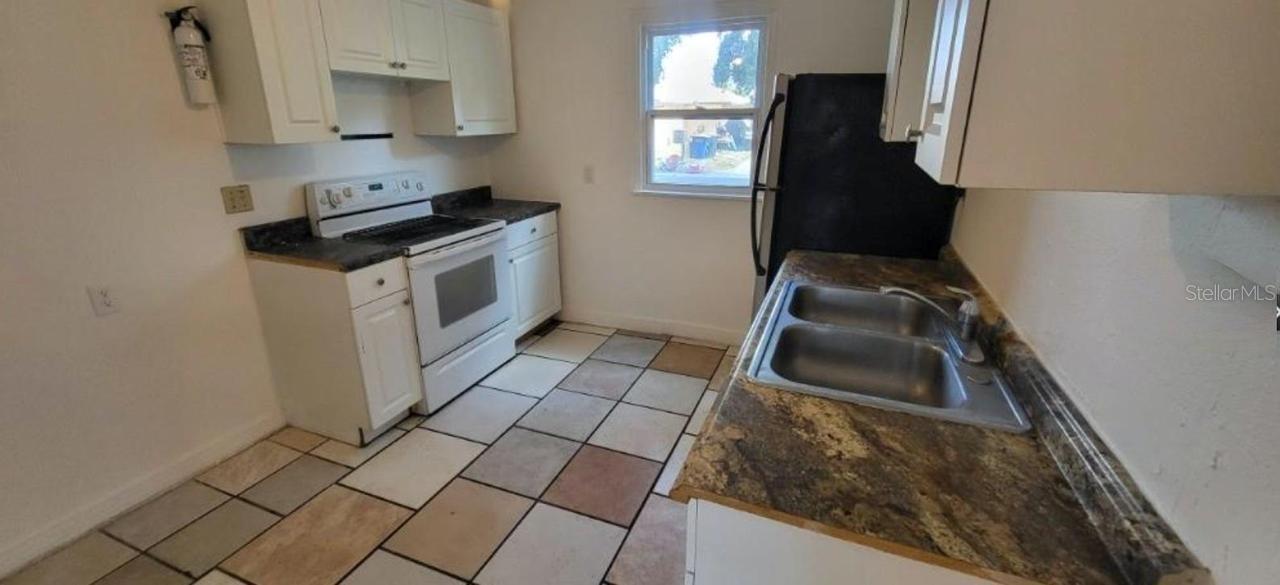 Image 4 of 5 For 912 Engman Street