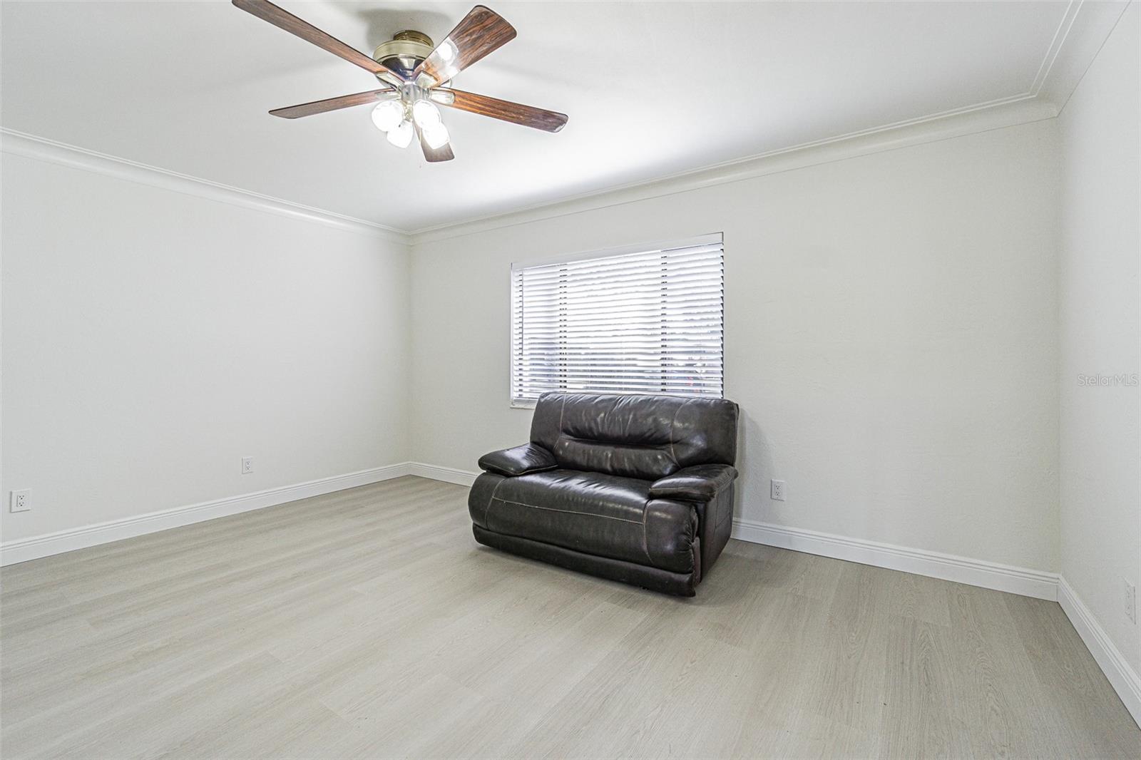 Image 5 of 22 For 3591 29th Avenue N